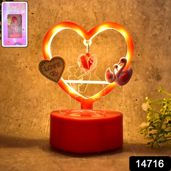 Heart-Shaped Couple Love Showpiece